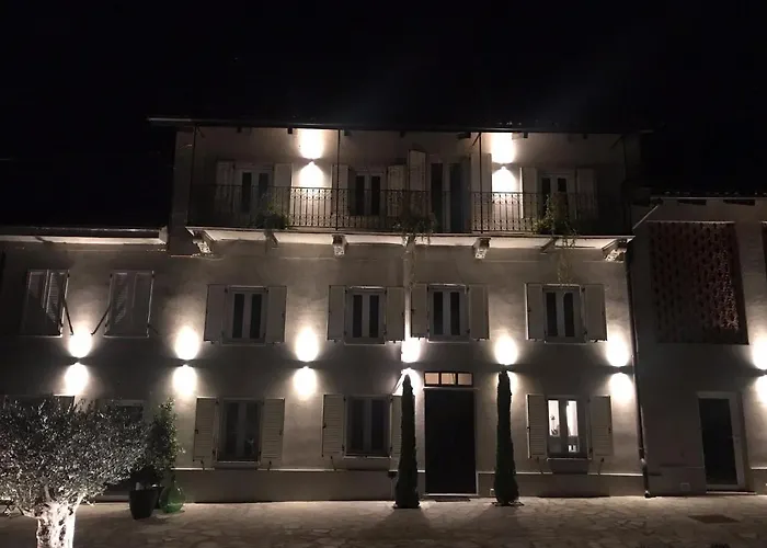 Sotto La Vigna Charm Adults Only Vacation Panzió